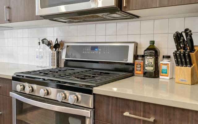 Townhome near RiNo with Rooftop Patio