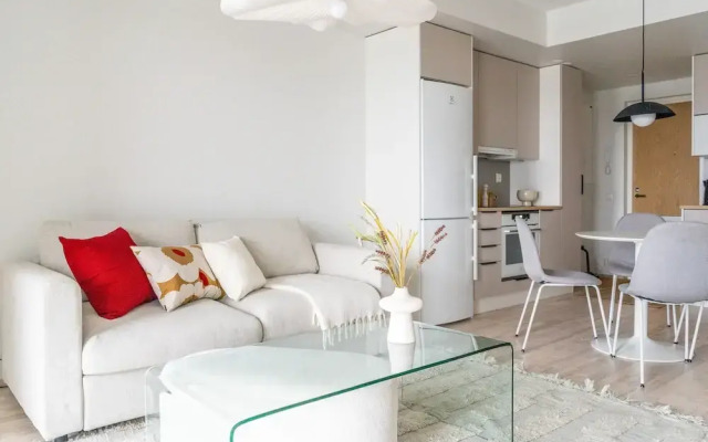 1-BR 11th Floor with Balcony