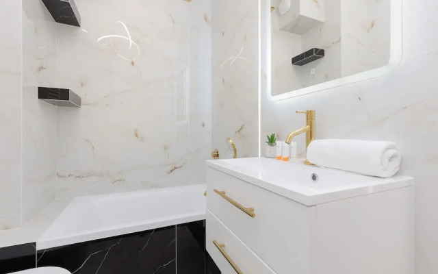Glamour Studio by Renters Prestige
