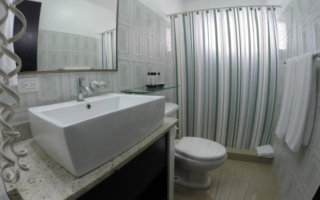 Az-Hotel & Suites