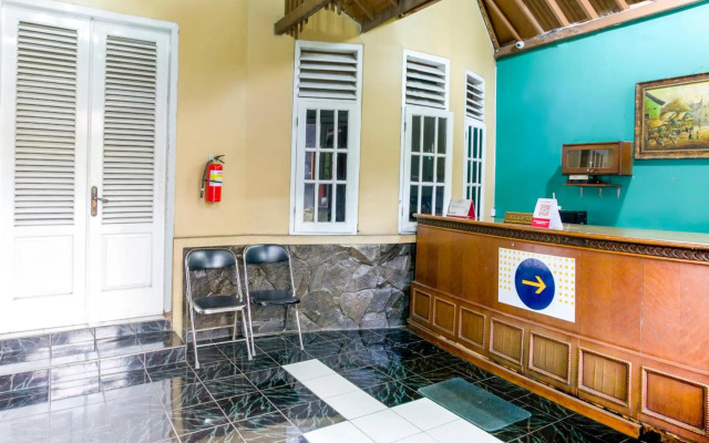 SPOT ON 2584 Hotel Karya Nunggal Asri