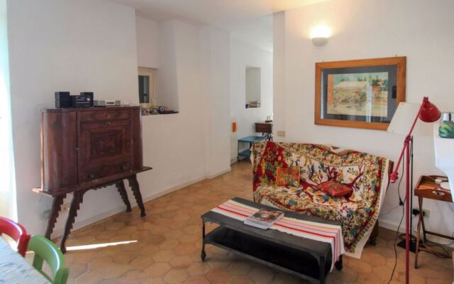 House Amalia Chiavari