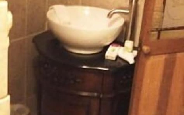 Cayuga Lake Inn Ithaca Hotel Alt