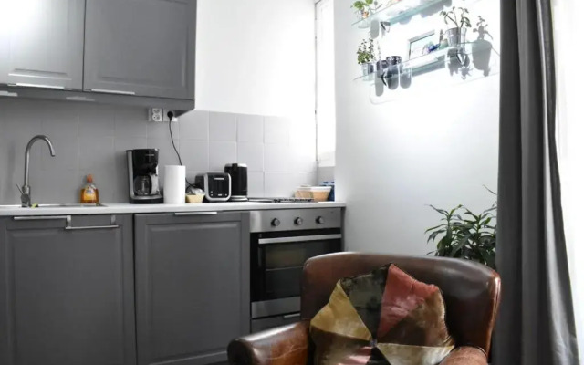 Charming Apartment near The Eiffel Tower