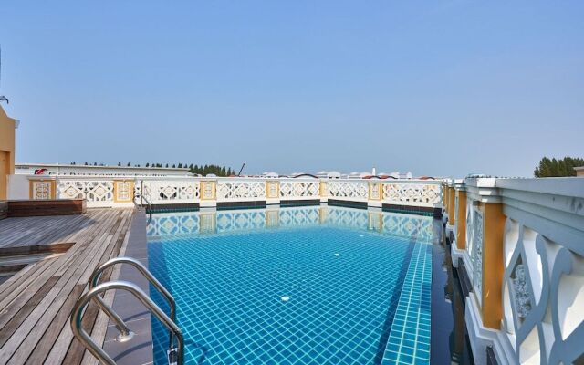 The Platinum Hotel & Suites