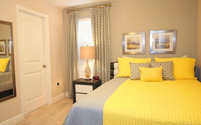 5 Bedrooms Vacation Homes by RedAwning