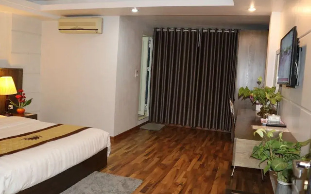 Ruby Hotel