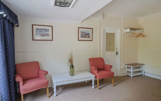 The Orchard Country House