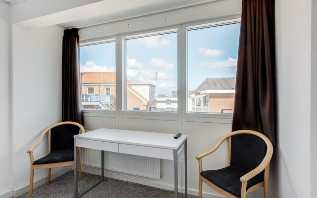 Eight-Bedroom Holiday home in Hvide Sande