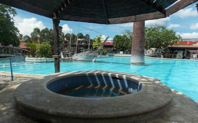 Caribbean Waterpark & Resotel