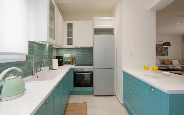Modern Luxurious Apartment in the Heart of Athens