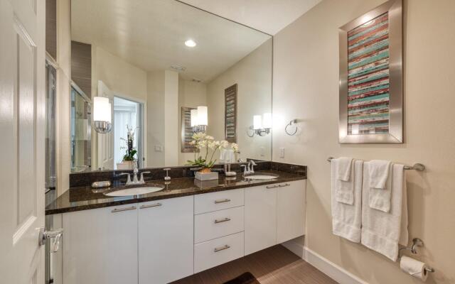 Nice and pleasant townhome villa with private pool near Disney