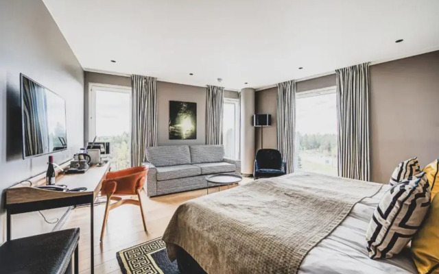 Clarion Hotel Aviapolis