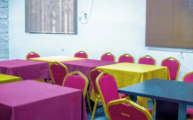 Heroes Luxury Apartments and Suites