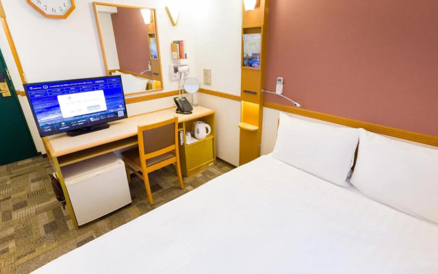 Toyoko Inn Takasaki Station Nishi 1