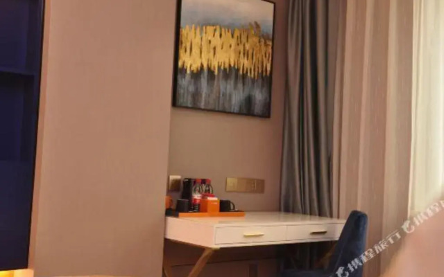 In City Hotel（Meizhou Wanda）