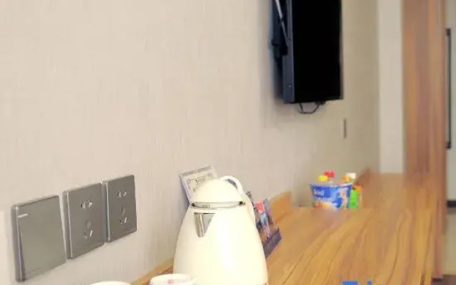 Roman Hotel Baiyangdian