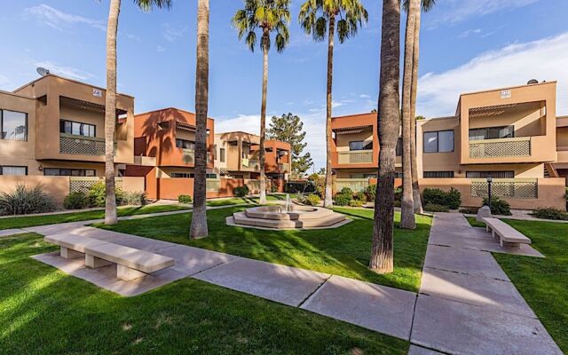 Sunscape Getaway 1BR by Casago