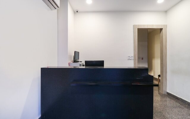 Capital O 67657 Schmear Suites