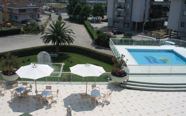 Mood Hotel