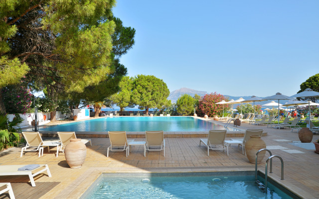 Airotel Achaia Beach