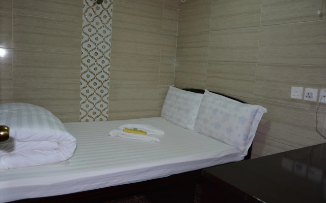 Everest Guest House – Guest Rooms – Kowloon