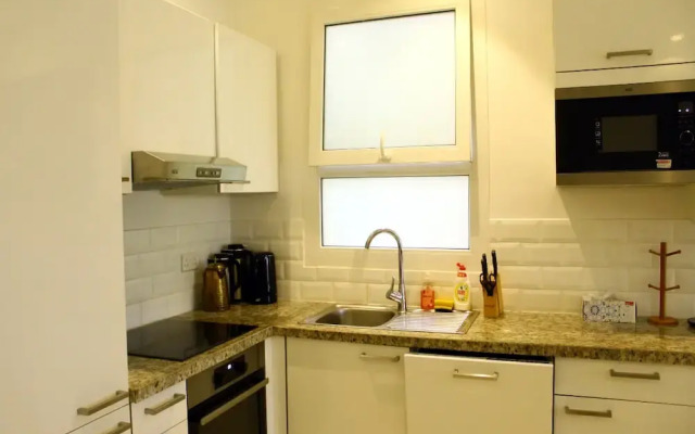 Elegant Lagoon View One-bedroom