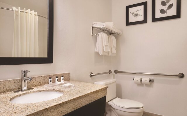 Country Inn & Suites by Radisson Indianapolis East