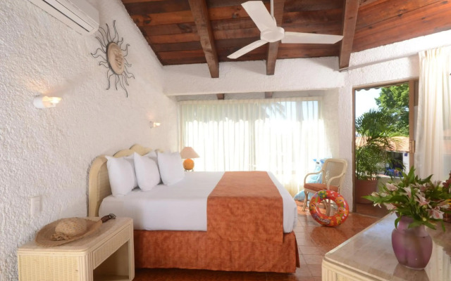 Cabo Blanco Hotel & Marina