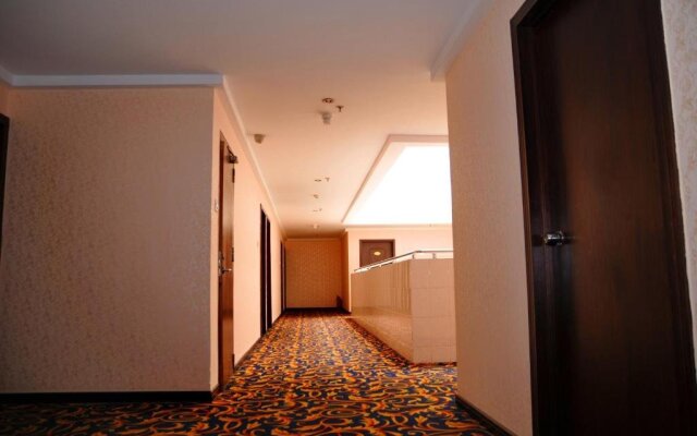 Longsheng Hotel