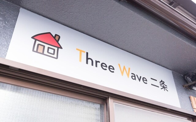 Three Wave Nijo