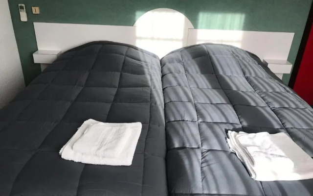 Logis Hotel Les Chênes