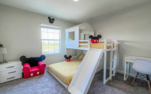 8923 SD - Champions Gate