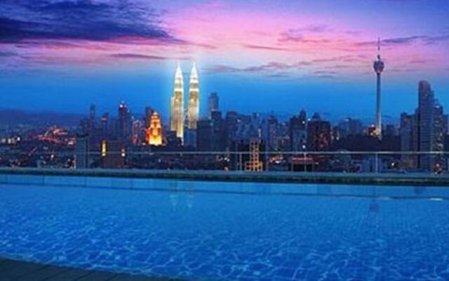 Regalia Residence KL Infinity Pool