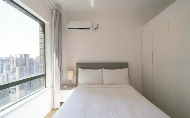 Tyms Elegant 4BR 2BA Apt Xujiahui Malls