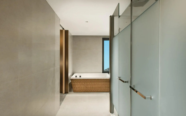 Crowne Plaza Zunhua Hot Spring Town by IHG