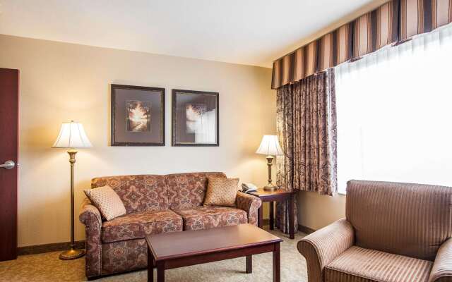 Comfort Inn & Suites McMinnville Wine Country