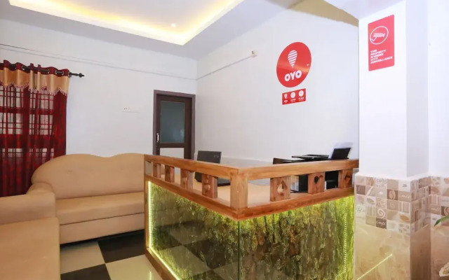 OYO 10783 Hotel River Moon