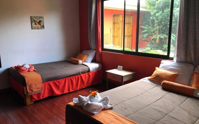 Hotel Your House