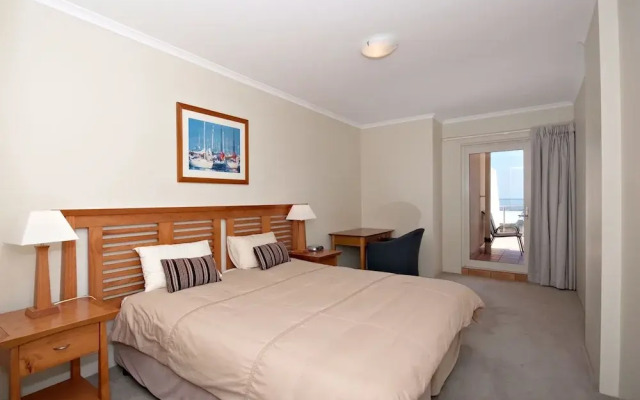 Breakwater Apartment, Unit 104/2 Messines Street