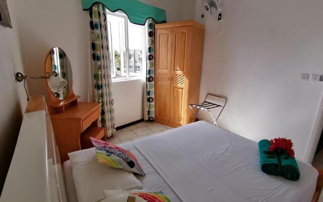 Montagu Apartment