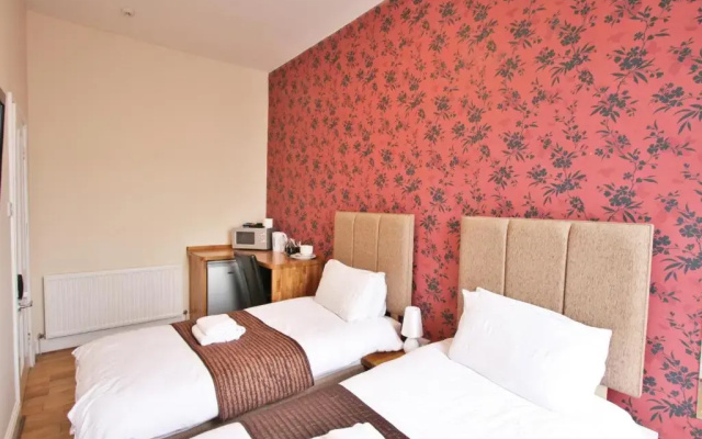 Central Studios Albion Street by RoomsBooked
