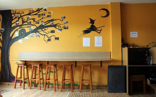 Meiga Backpackers