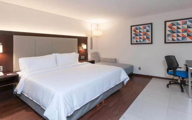 Holiday Inn Express Mexico Basilica by IHG