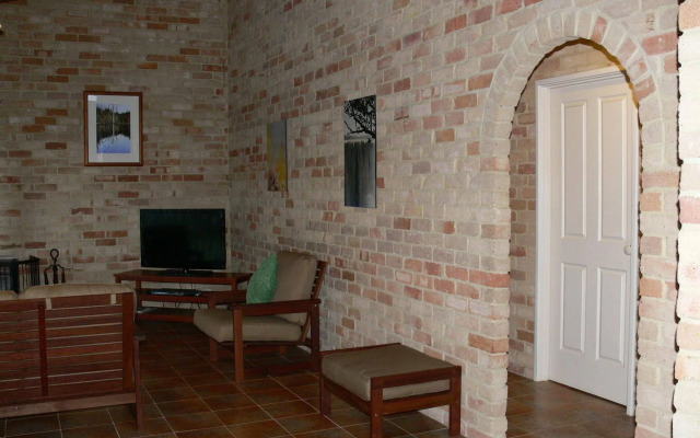 Spring Bay Villas