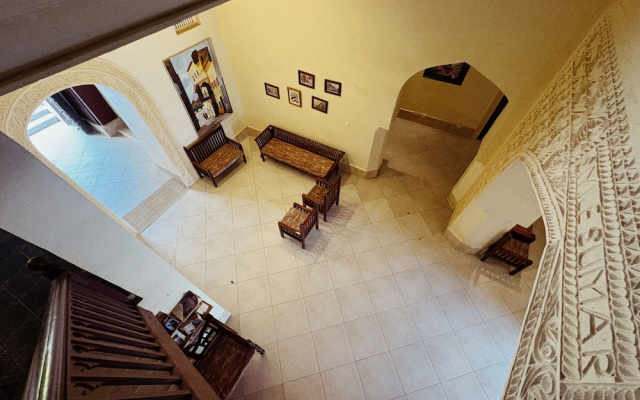 Stonetown Tides Hotel