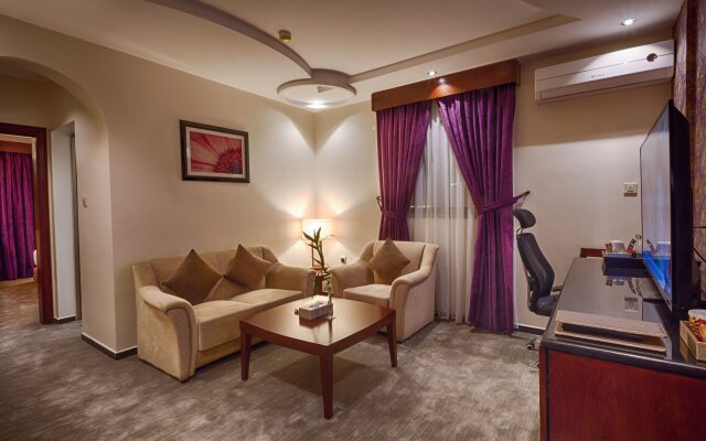 Lavona Hotel