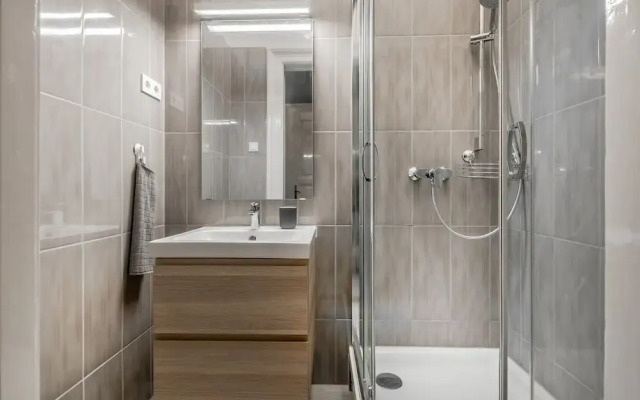 Knights Seven Apartment