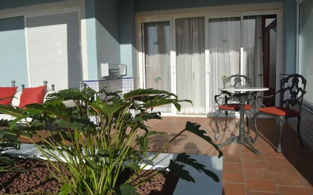 RF La Quinta Park Suites