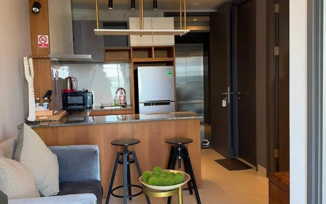 VANILLA One Residence Apartment By Reccoma